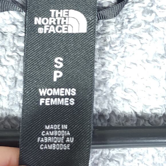 The North Face Women's Osito Small Gray Fuzzy Soft Full-Zip Fleece Jacket - Picture 7 of 13